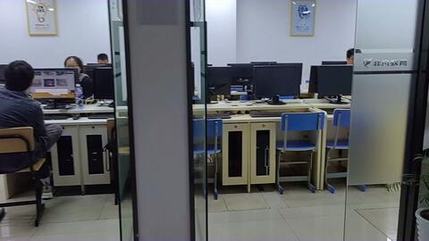 重慶軟件開發(fā)技術培訓 聚焦Python，開啟高薪職業(yè)之路